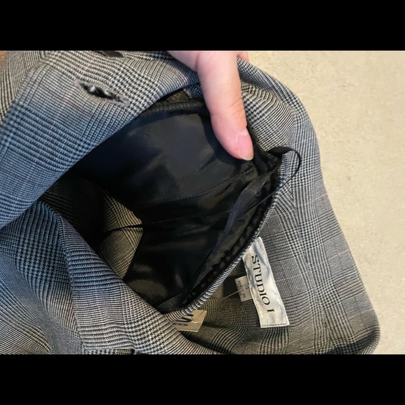 ๐5 for $25 New! Studio 1 grey plaid button blazer jacket - Picture 3 of 7